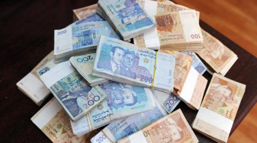 “دارت”.. آلية تقليدية للادخار الجماعي لا تخلو من مخاطر