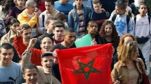 الأحزاب بوضعها الحالي تمثل عائقا أمام انخراط الشباب في الحياة السياسية