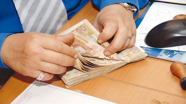 تحويلات مغاربة العالم بلغت ما يقرب 2300 مليار سنتم خلال الفصل الاول من 2022..