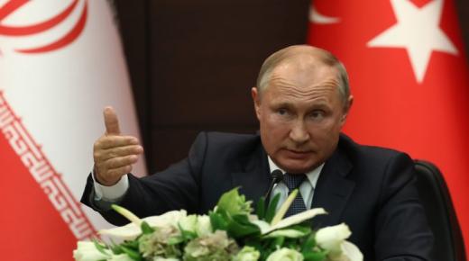 شاهد “فيديو” بوتين يستشهد بآية قرآنية في تعليقه على الهجمات على منشأتين نفطيتين سعوديتين