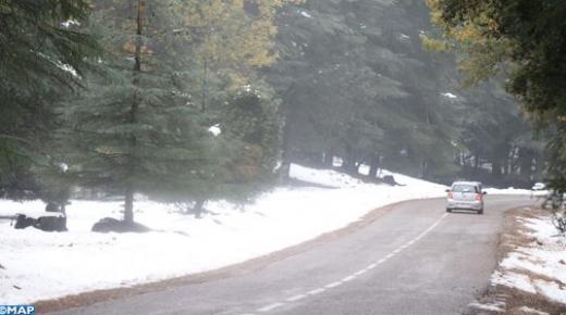 ضمنها جهة الشرق..رياح عاصفية محلية قوية وتساقط ثلوج غدا الاثنين بعدد من أقاليم المملكة..