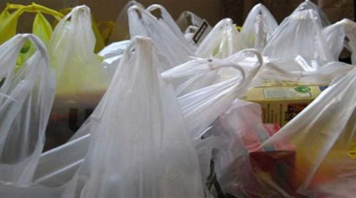 قانون جديد يدخل حيّز التطبيق يشدد العقوبات على منتجي الأكياس البلاستيكية