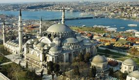 تركيا تستقبل أكثر من 36.7 مليون سائح في 8 أشهر