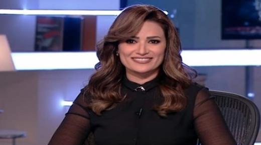 إعلامية شهيرة تدعو إلى الإستغناء عن الرجال بـ”روبوت جنسي”