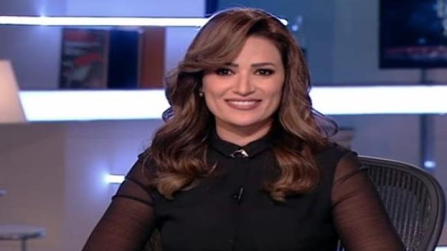 إعلامية شهيرة تدعو إلى الإستغناء عن الرجال بـ”روبوت جنسي”