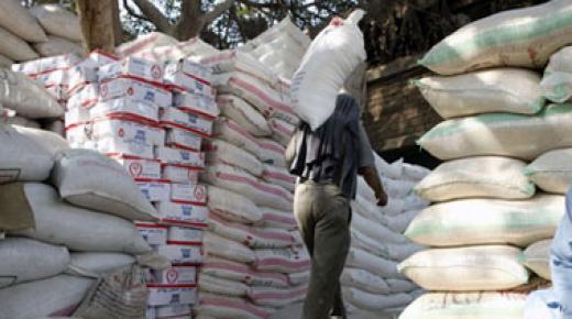 الدقيق المدعم.. لجنة برلمانية لإيقاف النزيف ومحاصرة المافيات..