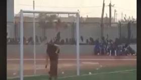 معركة طاحنة بين مشعوذين في أحد الملاعب الافريقية