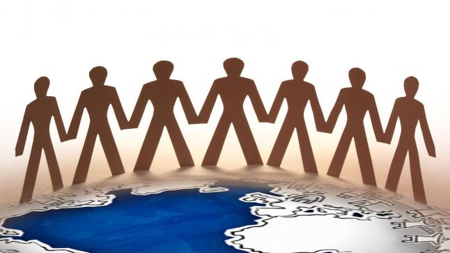 تعرف إلى 13 سلوكا غريبا متبعا في العديد من الدول