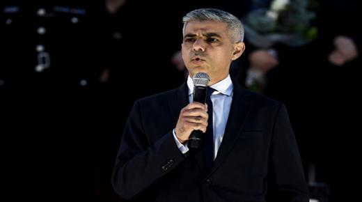 عمدة لندن المسلم صادق خان مهاجما ترامب: رمز لليمين المتطرف في العالم