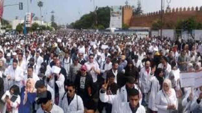 الأساتذة المتعاقدين يُعلنون عن عزمهم رفع شكايات إلى المنظمات الدولية التي تعنى بحقوق الإنسان..