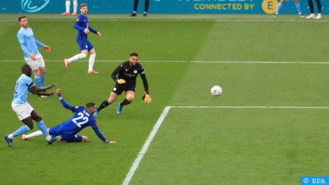 كأس انجلترا .. الدولي المغربي حكيم زياش يقود فريقه تشلسي لبلوغ النهائي..