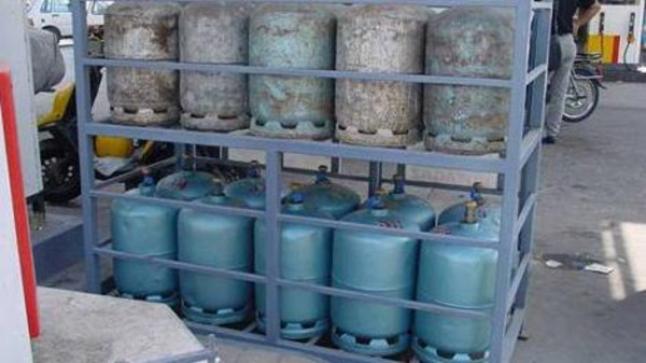 حكومة العثماني تستعد لرفع الدعم عن السكر والغاز..