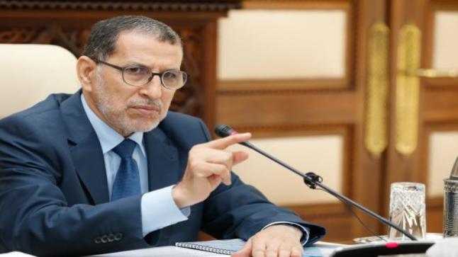رئيس الحكومة ومناضلي حزبه يخرقون تدابير قانون الطوارئ الصحية بفاس..
