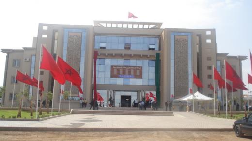 الانقطاع المتكرر للماء في عزّ الصيف يـُثير استياء وغضب ساكنة مدينة وجدة..