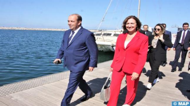 زيارة وزيرة السياحة فاطمة الزهراء عمور إلى جهة الشرق تثير زوابع وملاسنات بين بعض مهنيي القطاع..