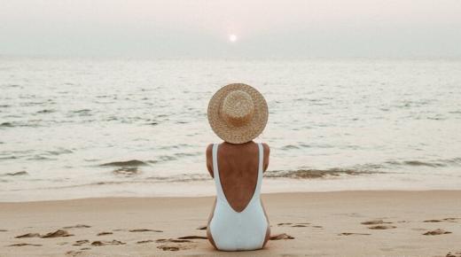 مسؤول: السعودية ستسمح بارتداء “البكيني” وحجز الفنادق دون إظهار عقد زواج