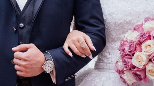 أسماء مغربية شهيرة ترفض الدخول إلى “القفص الذهبي”..