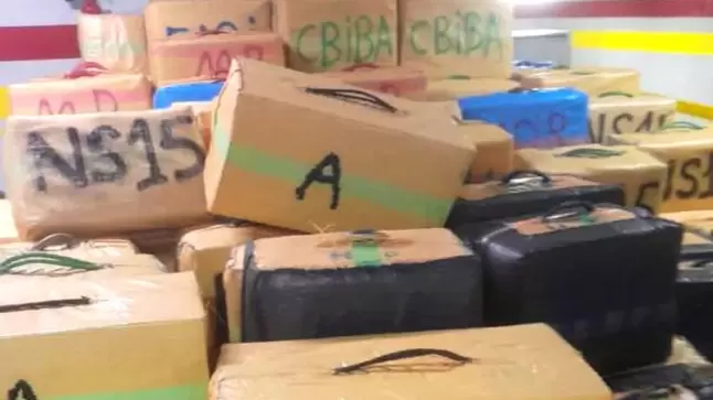 بتنسيق مع “الديستي” الأمن يحجز أزيد من 11 طنا من مخدر الشيرا