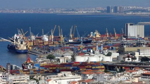 “كابرانات” الجزائر يتمسّكون بقرار رفض استقبال البواخر التجارية القادمة عبر الموانئ المغربية..