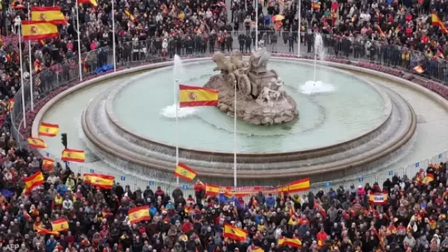 إصدار مشروع قانون العفو عن الانفصاليين الكتالونيين بإسبانيا￼