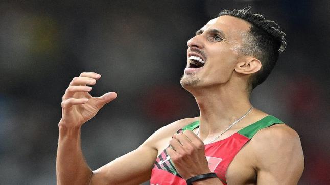 سفيان البقالي يحتفظ بذهبية 3 آلاف متر “موانع” في أولمبياد باريس..