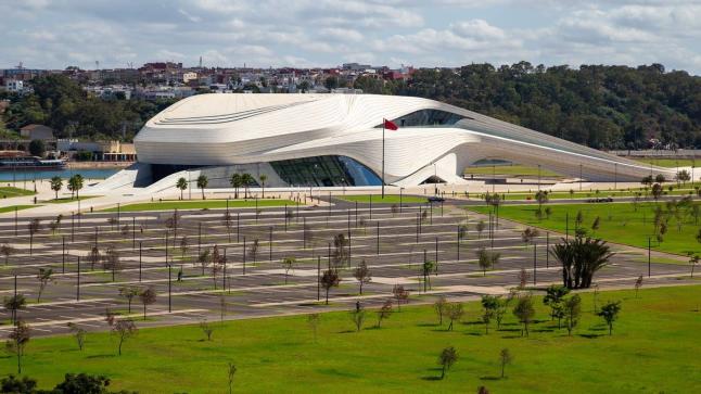 “لوموند” الفرنسية: المغرب لديه أكبر مسرح في إفريقيا كلف بناءه الملايير لكنه مغلق..