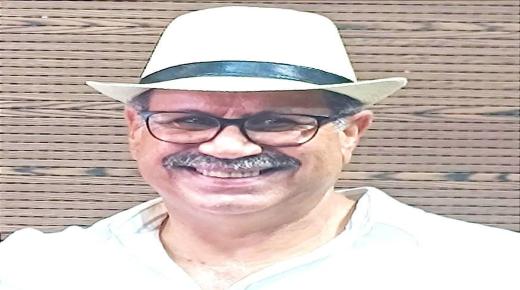 قراءة في ديوان “يتشهاك اللسان” لحسن نجمي..الإيروتيكي والشعري لبناء قصيدة مختلفة..