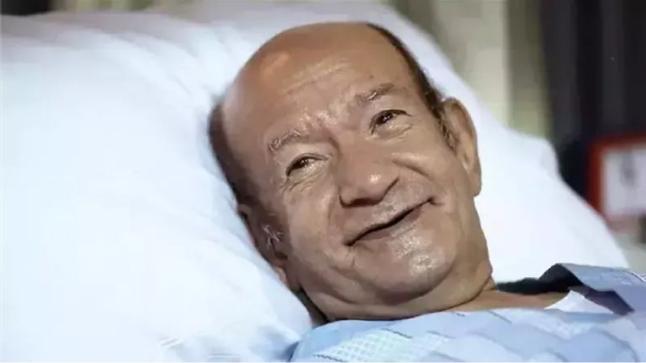 وفاة الفنان المصري الكبير لطفي لبيب عن عمر 77 عاما