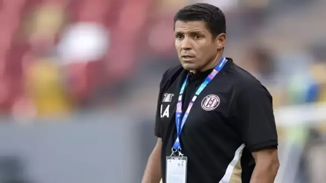 نادي الجزيرة الإماراتي يُنهي تعاقده مع المدرب المغربي الحسين عموتة