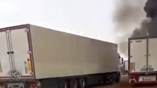 حركة “ماسينا” تضرم النار في 6 شاحنات مغربية على الطريق نحو باماكو