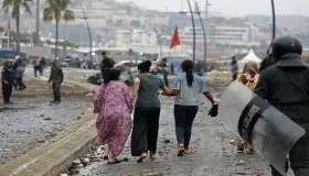 تقديم السيدة التي “ادعت أن جهات رسمية هي من فتحت الحدود في مواجهة المرشحين للهجرة إلى سبتة” أمام العدالة..