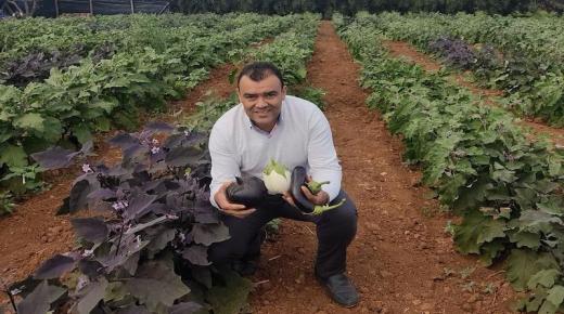 كمال أبركاني.. باحث مغربي يتصدى للجفاف بالعلم￼￼￼￼ ‎￼