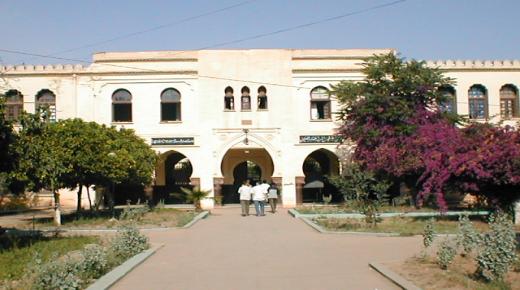 من جديد.. انتشار “كوفيد-19” يتسبب في اغلاق مجموعة من المدارس في مدينة وجدة ..