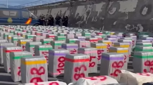 إسبانيا تضبط عشرة أطنان من الكوكايين