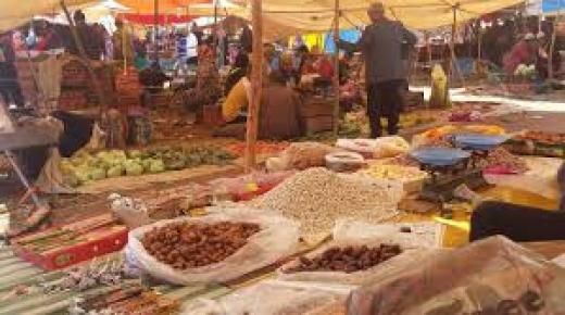 المجلس الاقتصادي والاجتماعي والبيئي يدعو إلى إعداد استراتيجية خاصة بتنمية الأسواق الأسبوعية بالوسط القروي..