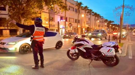 توقيف شخصين يحملان الجنسية الفرنسية بتهمة السياقة الاستعراضية وإهانة شرطي￼