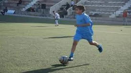 مسؤول كُروي..يكشف عن اغتصاب أطفال في مدارس لكرة القدم بالمغرب