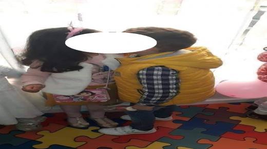 صادم ..مَدرسة تُعلم الأطفال الجنس وكيفية تبادل “القُبل” ما رأي وزارة التربية الوطنية في هذه الواقعة ؟