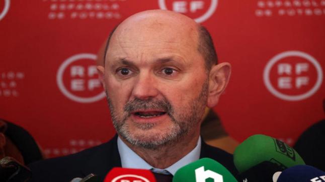 رئيس الاتحاد الإسباني يقول إن بلاده ستستضيف نهائي كأس العالم 2030