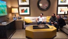 العاهل الأردني يستضيف عامل نظافة لمشاهدة مباراة منتخب بلاده ضد سوريا