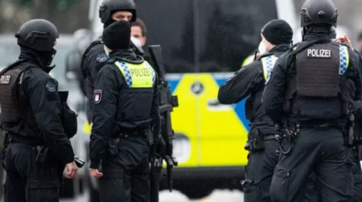 ألمانيا تعلن تفكيك شبكة لليمين المتطرف يشتبه بتخطيطها لمهاجمة البرلمان￼