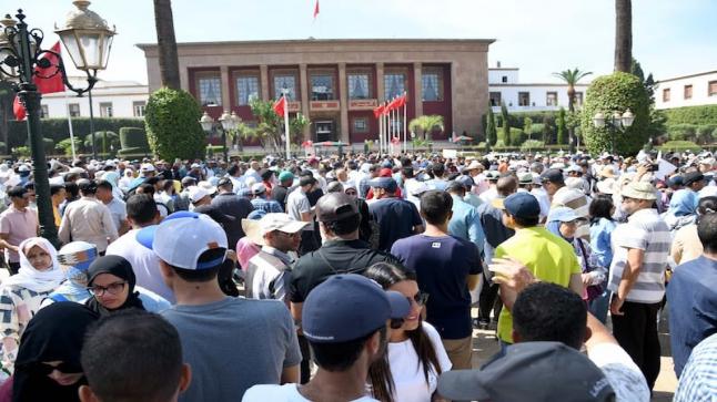 إضرابات الأساتذة .. فيدرالية أولياء الأمور تدعو إلى إلغاء العطل البينية لتلاميذ البكالوريا من أجل استدراك زمن التعلمات..