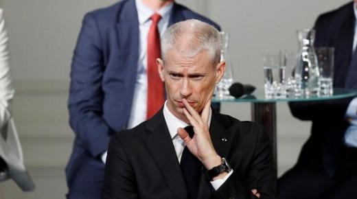 إصابة وزير الثقافة الفرنسي بفيروس كورونا