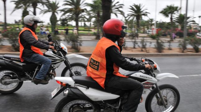 المدير العام للأمن الوطني يوقف موظفي شرطة عن العمل بسبب “تجاوزات مهنية”..
