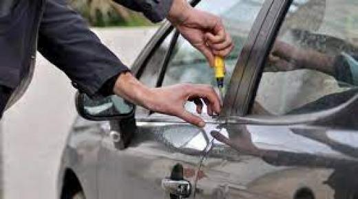 الناظور..الأمن يوقف عصابة لسرقة السيارات..