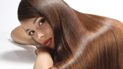 دراسة أمريكية: منتجات تمليس الشعر تزيد خطر الإصابة بسرطان الرحم