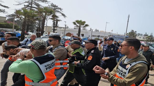 “جيل زد” يعلقون احتجاجاتهم يوم الجمعة احتراما لخطاب الملك بالبرلمان