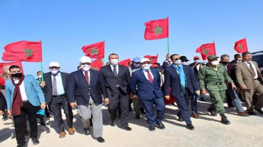 وزير التربية الوطنية السعيد أمزازي يقود وفدا رسميا هاما للمعبر الحدودي الكركرات بالصحراء المغربية..