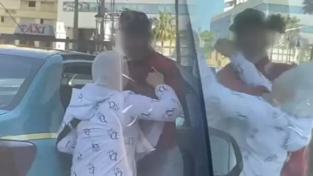 توقيف سائق الطاكسي الذي ظهر في شريط فيديو وهو يعتدي على زبونة