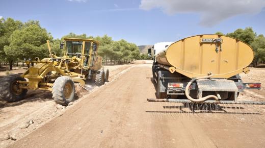 الفريق الإستقلالي في مجلس النواب : سكان جهة الشرق لايفهمون كيف أن بعض الطرق يتم بناؤها وإعادة تزفيتها مرارا..